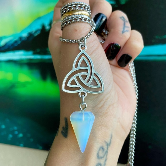 Handmade Celtic knot triangle & opalite pendulum stainless steel chain necklace - Picture 8 of 11